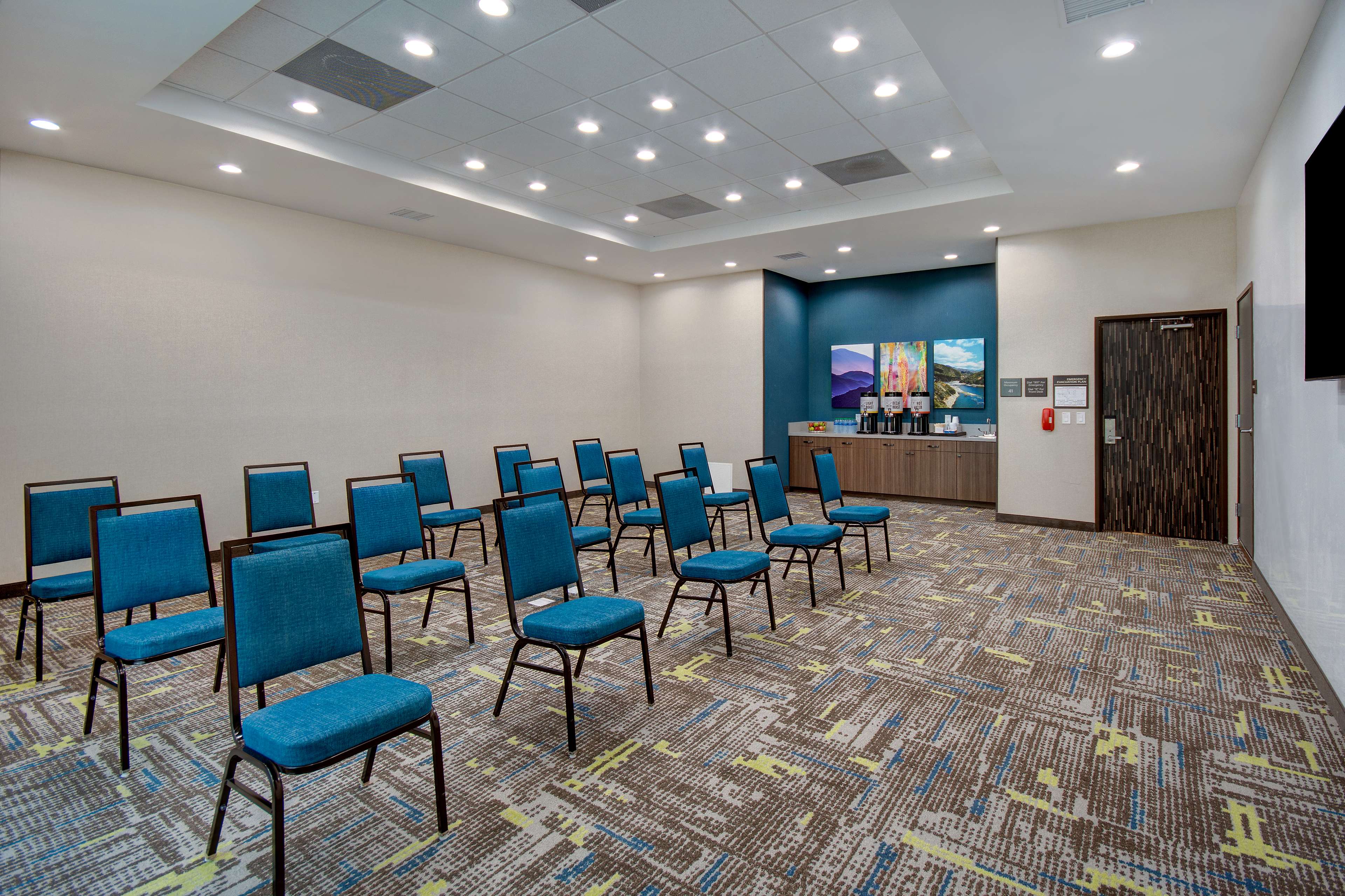 Hampton Inn & Suites Ontario Rancho Cucamonga - photo 21