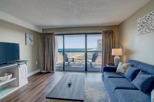 Your Beach Getaway: Oceanview Condo — 4-Star Luxury Hotel in Myrtle Beach, United States