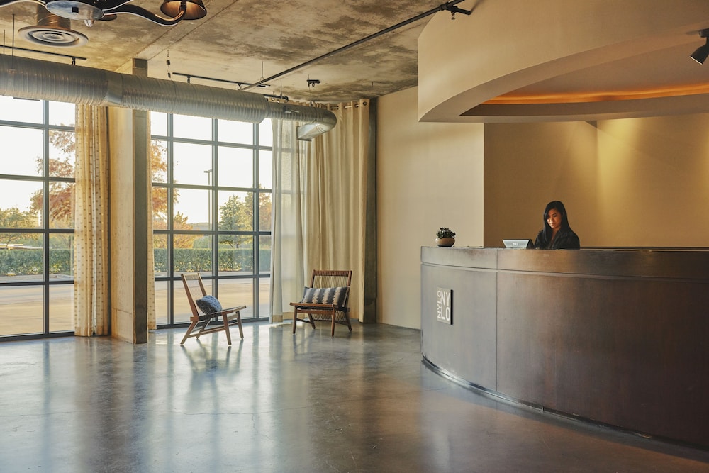 NYLO Las Colinas Hotel Tapestry Collection by Hilton - photo 3