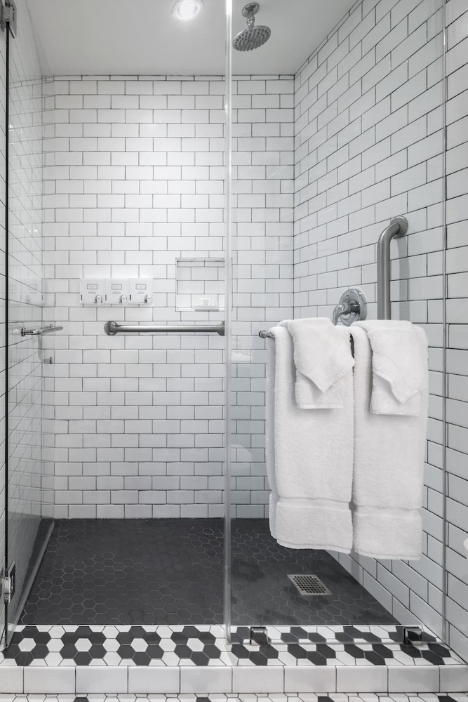 Hollywood Hotel - photo 17
