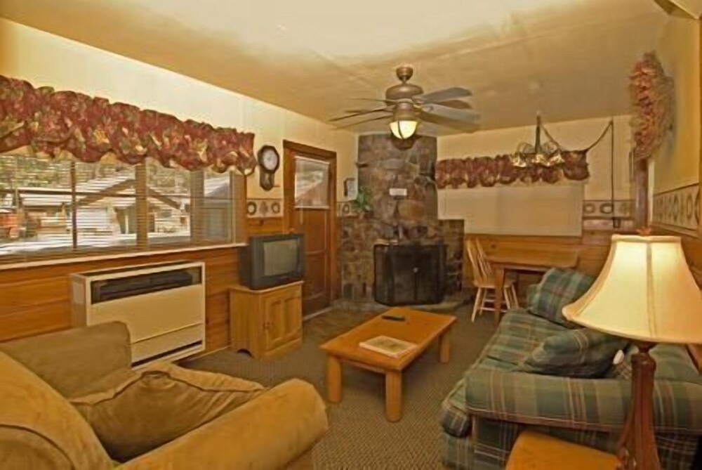 Golden Bear Cottages - photo 30