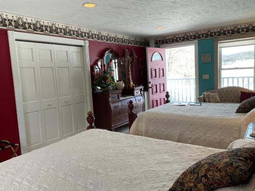 Mountain Quest Inn - photo 91