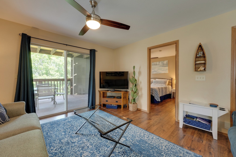 Branson Condo w Lake Access Resort Amenities - photo 2