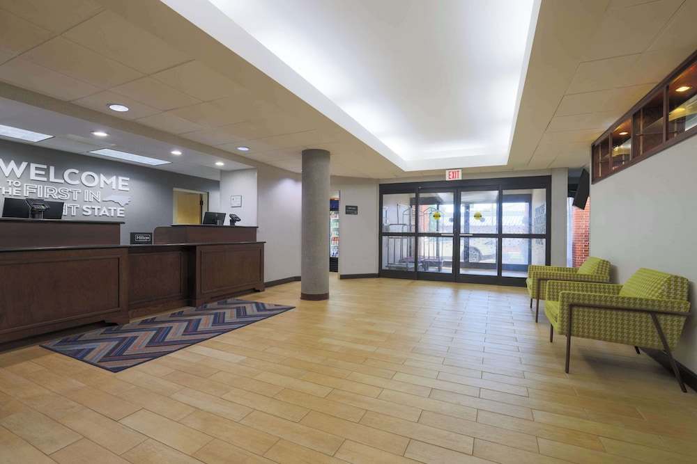 Hampton Inn Raleigh Garner - photo 3