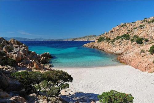 Sem Chi la Perla Dei Due Mari — 4-Star Luxury Hotel in La Maddalena, Italy