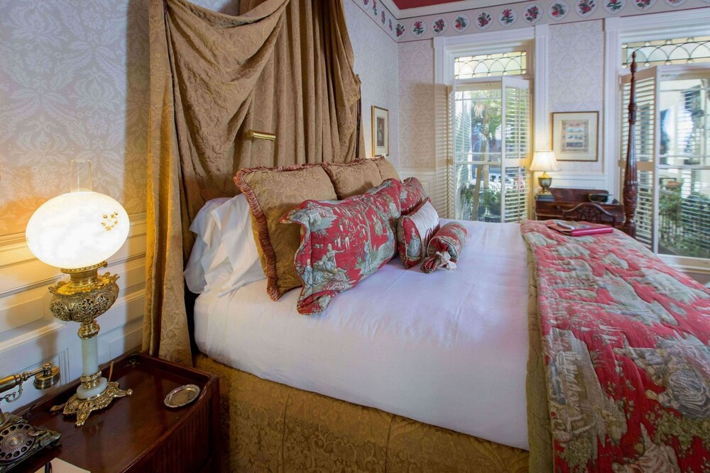 The Ballastone - photo 56