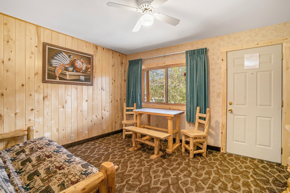 Spirit Lake Lodge - photo 27