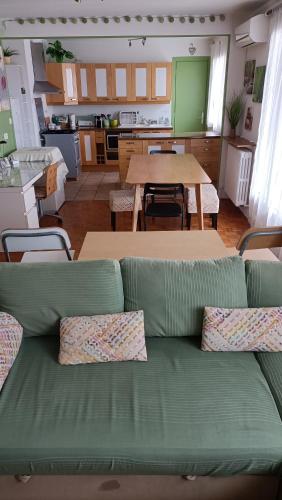 Charmant 3 Pieces 10 Min de Lyon in Villeurbanne, France