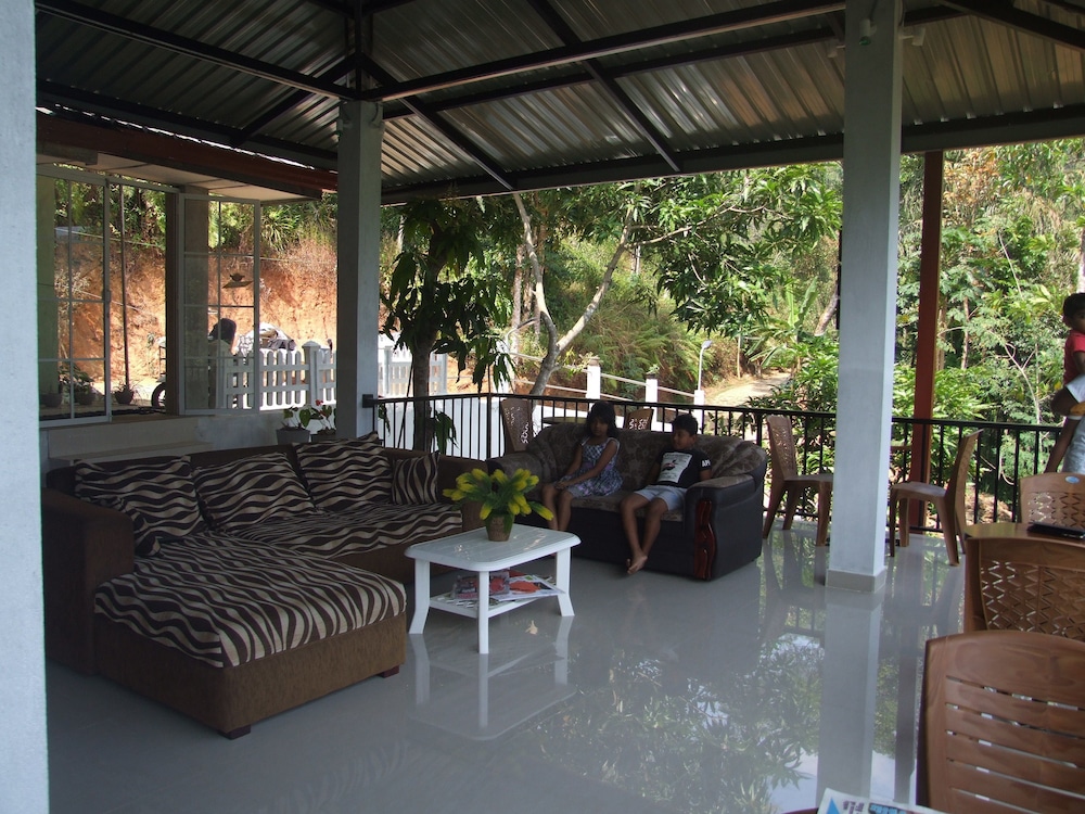 Mountriver Hotel - carbon neutral hotel in Unknown City