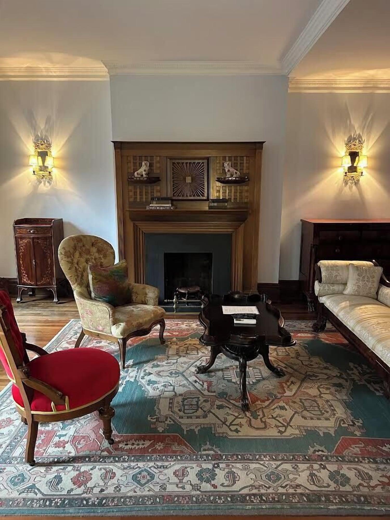 The Inn at Irving Place - photo 3