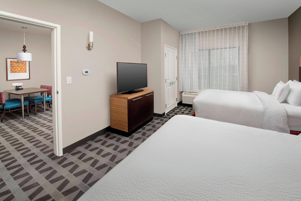 TownePlace Suites by Marriott College Park - photo 13