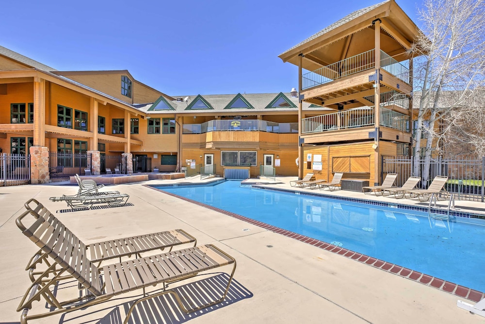 The Inn at Silver Creek Resort Retreat with Balcony - photo 10