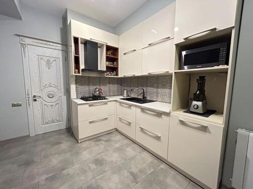 Axis Hippodrome Block II Apartment 170 m2