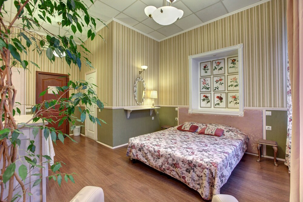 Comfort on Chekhova — 4-Star Luxury Hotel in Saint Petersburg, Russia