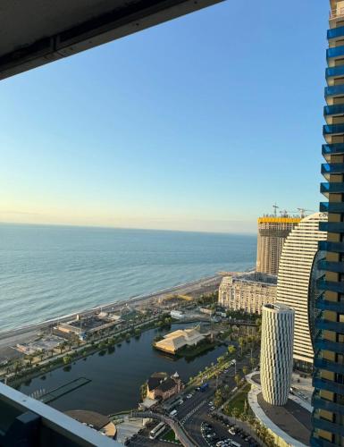 Downtown Centre In Batumi Orbi City