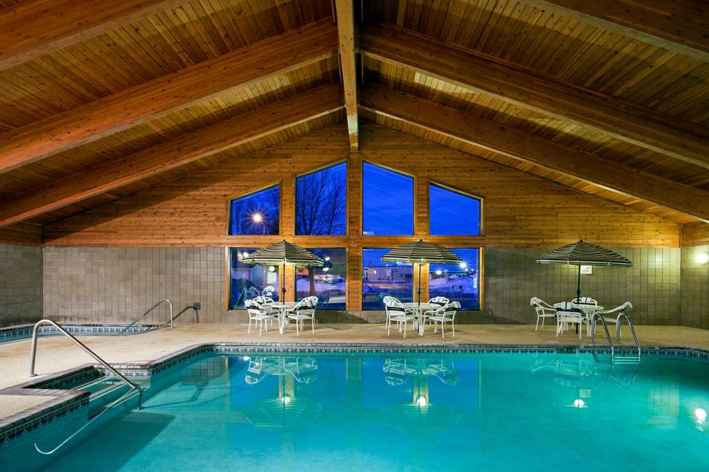 AmericInn by Wyndham Worthington - photo 10
