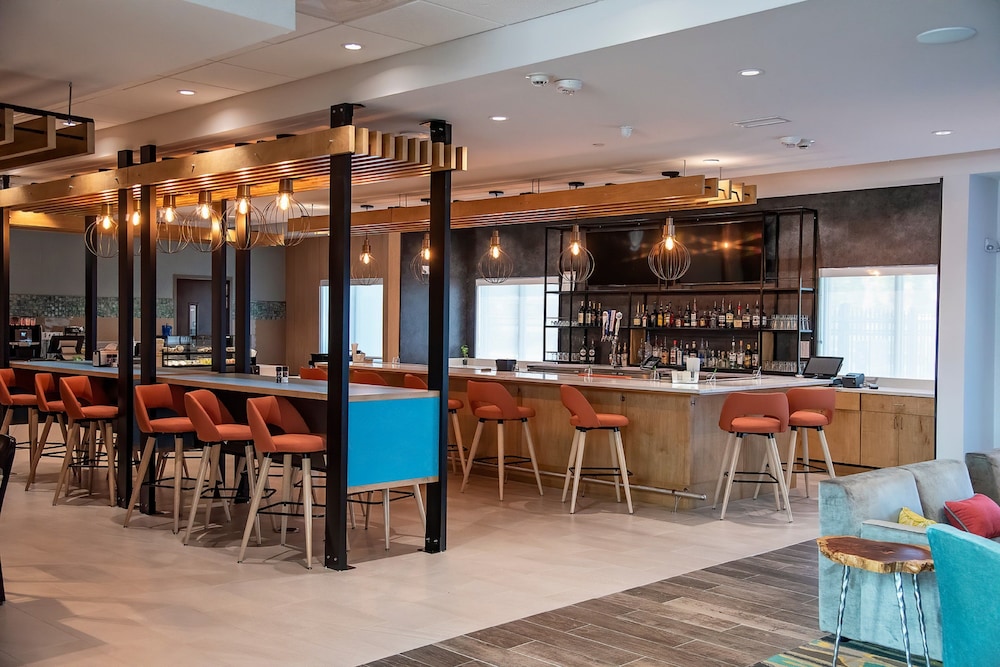 Holiday Inn Hotel & Suites Savannah Airport Pooler - photo 23