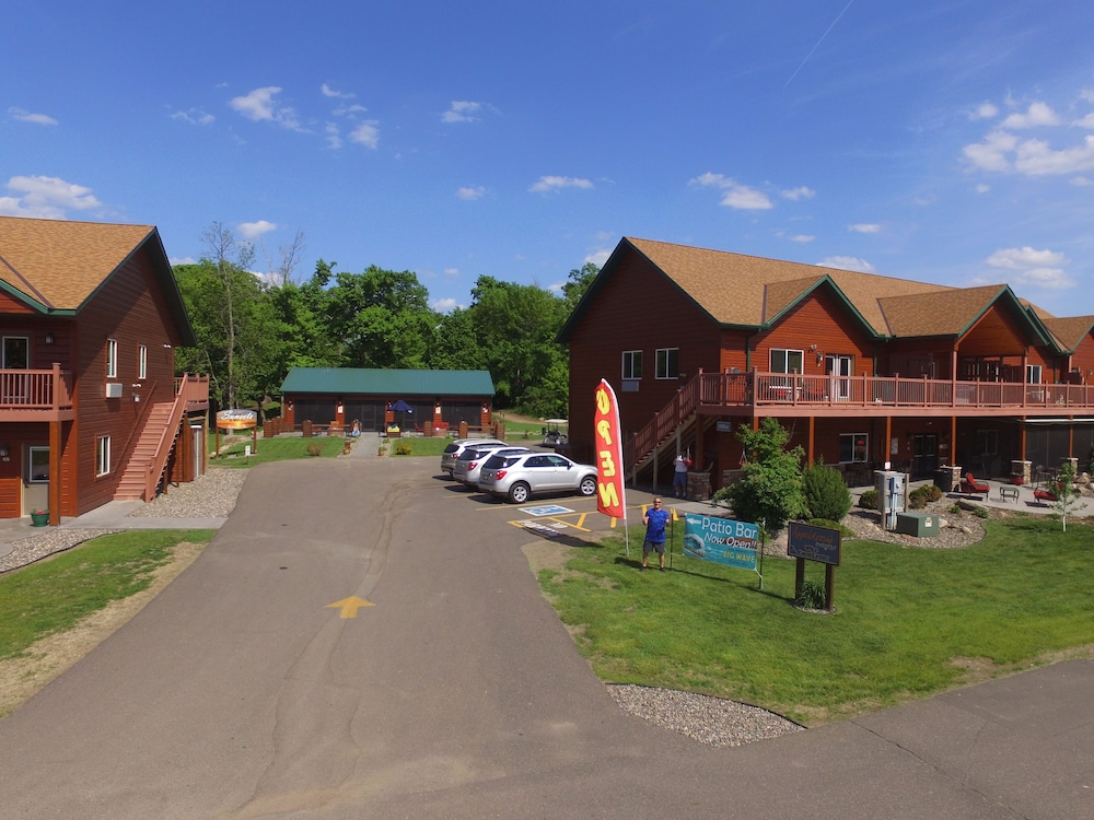 Appeldoorn's Sunset Bay Resort - photo 64