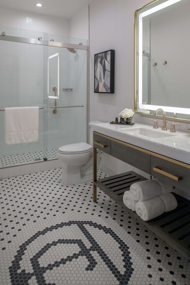 Tulsa Club Hotel Curio Collection by Hilton - photo 41
