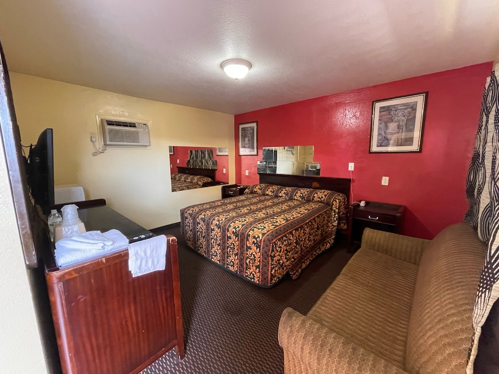 Royal Palms Motel & RV Park - photo 6