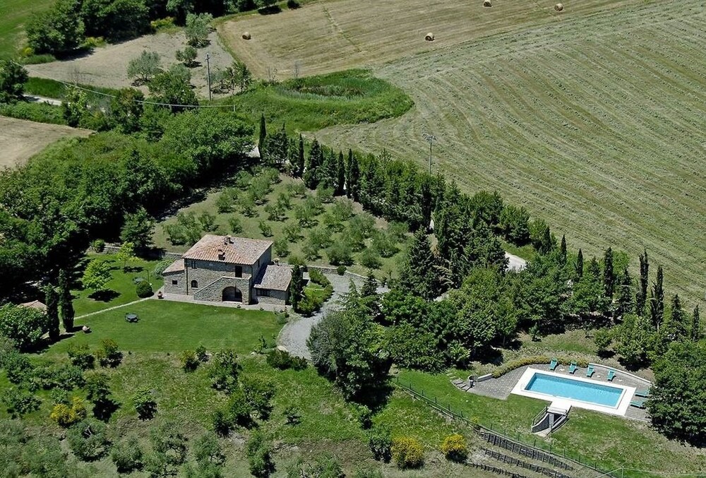 Verdidea Colombaio - carbon neutral hotel in Radicofani