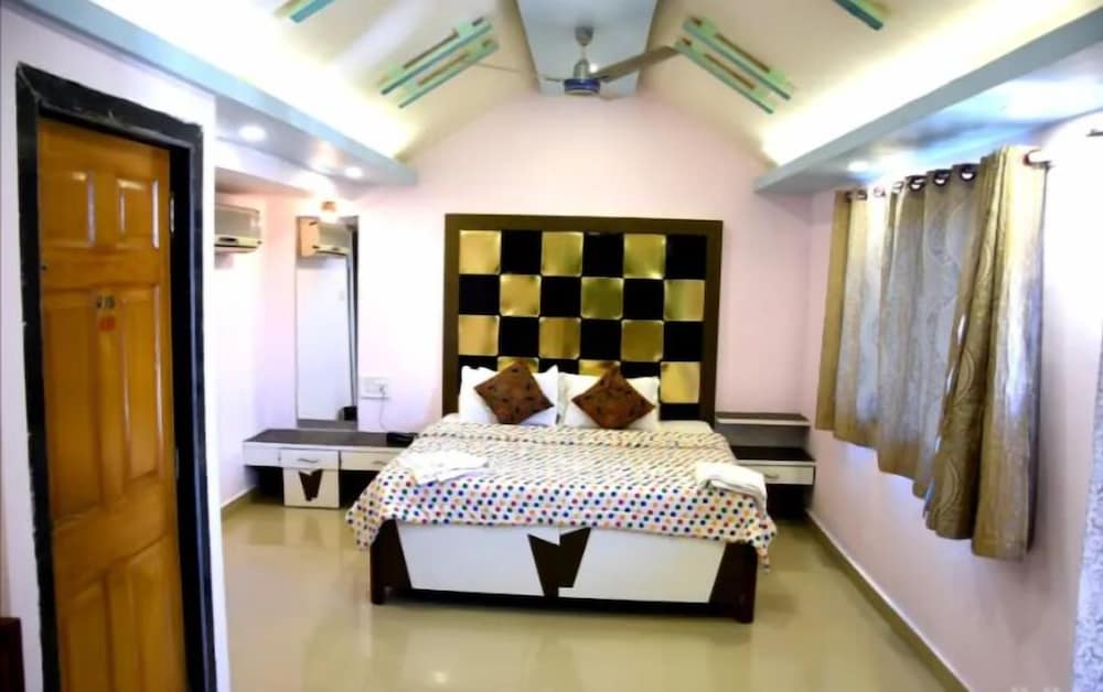Hotel Mount Castle - carbon neutral hotel in Wai