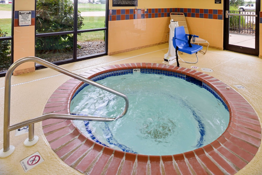 Hampton Inn by Hilton Litchfield - photo 36