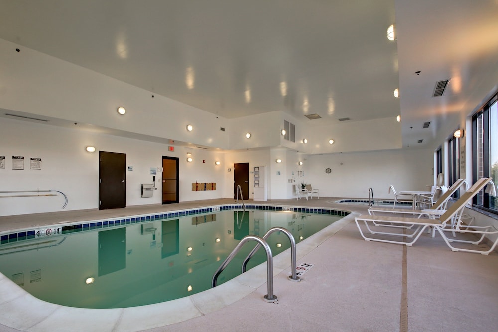 Holiday Inn Express Hotel & Suites Peru Lasalle Area by IHG - photo 35