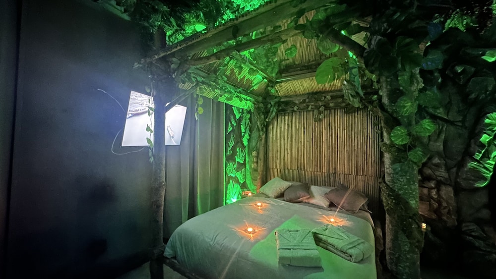 Crazy Love in Torre Del Greco, Italy