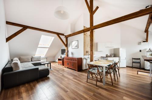 Plac Narutowicza Two Level Apartment by BookingHost — 4-Star Luxury Hotel in Warsaw, Poland