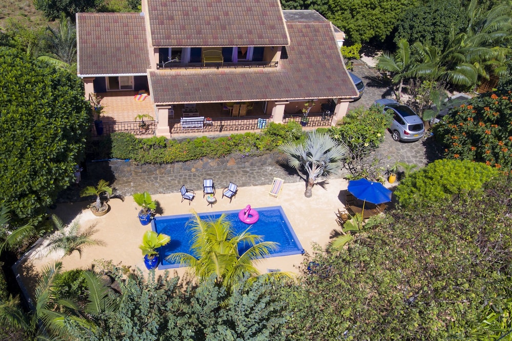 Villa Tropicale 10363606 — Grand Gaube
