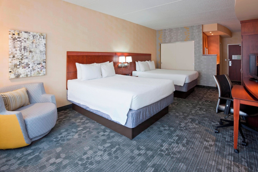 Courtyard by Marriott Rochester Mayo Clinic Area Saint Marys - photo 6