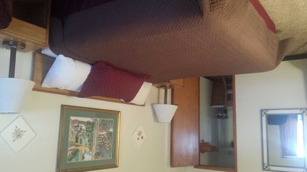 West Plains Motel - photo 12