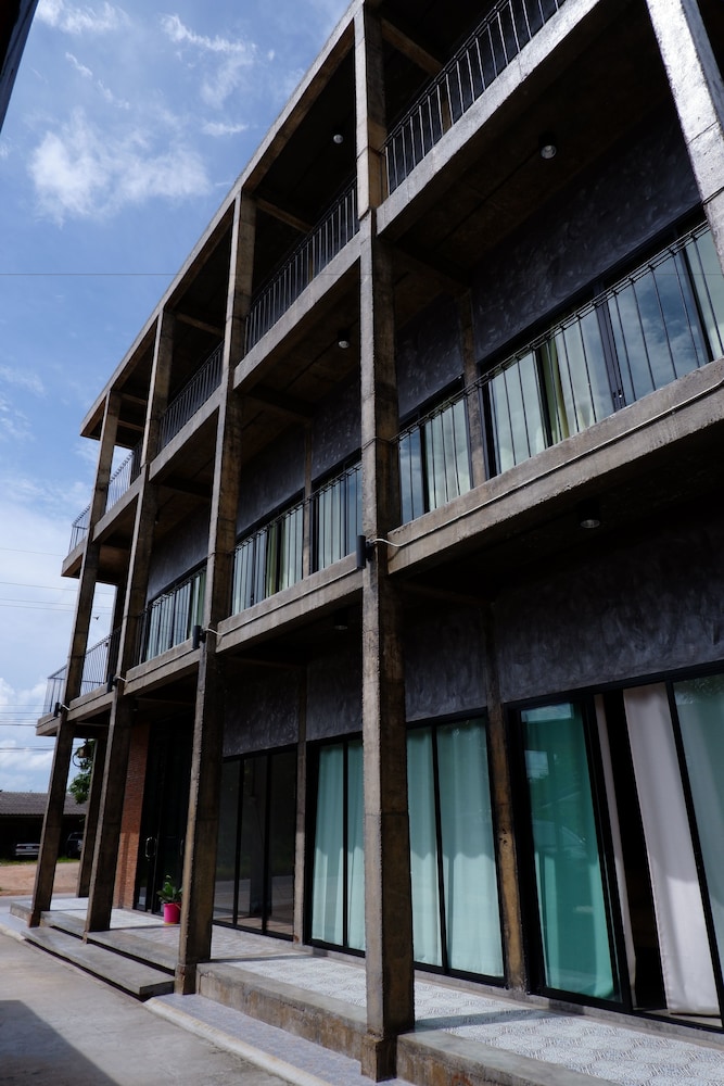 Black Elephant Boutique in Surat Thani, Thailand