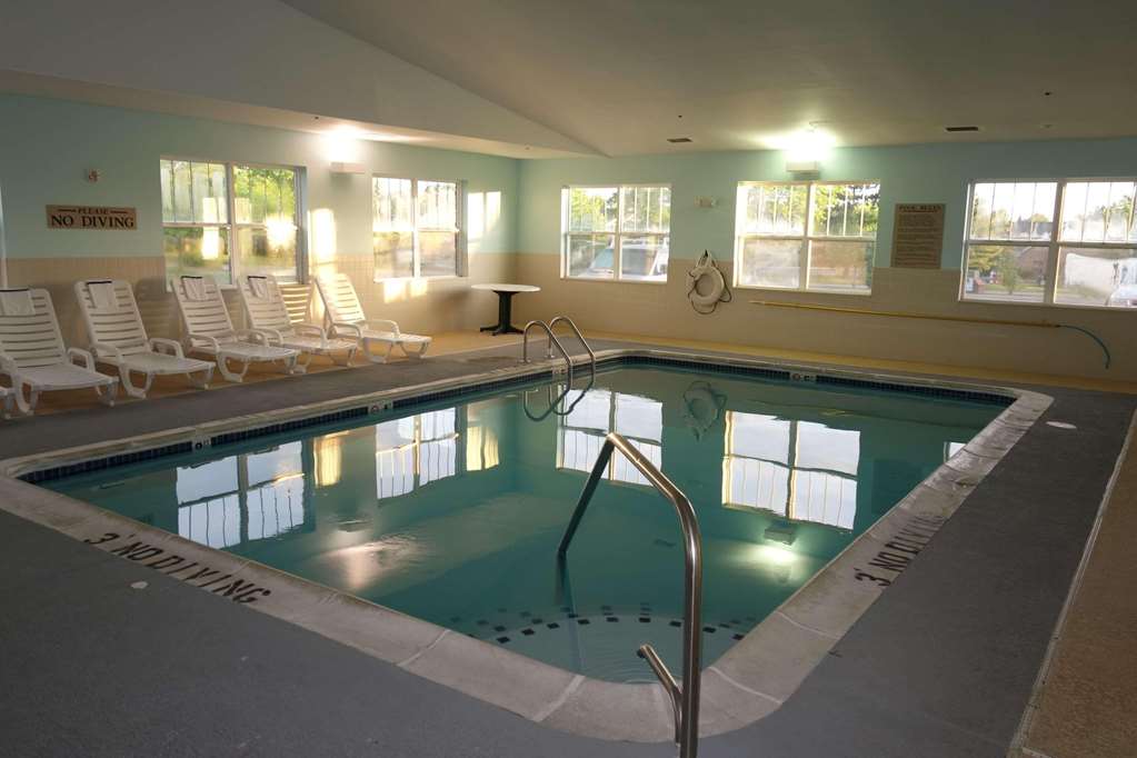 Country Inn & Suites by Radisson Lansing MI - photo 22