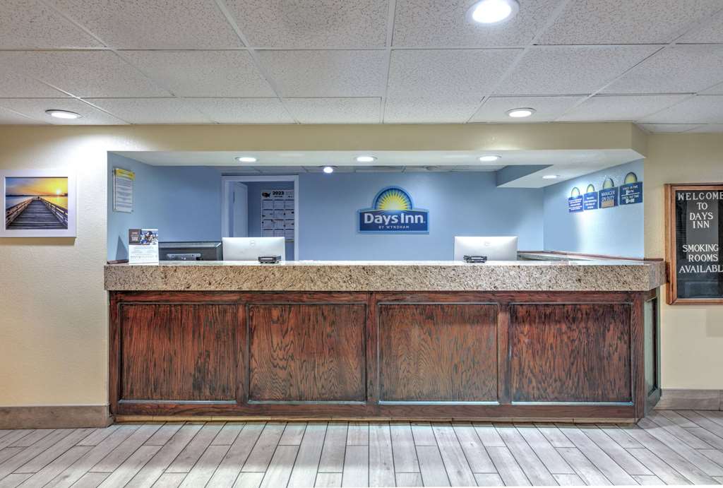 Days Inn by Wyndham Greenville MS - photo 11