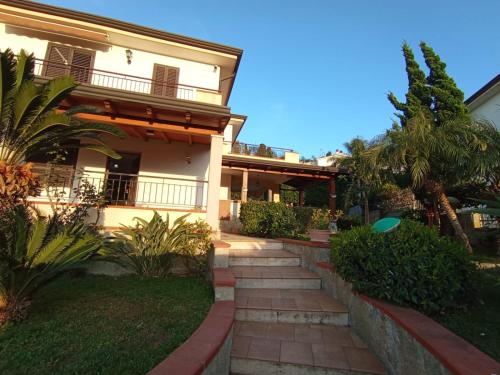 Villa Framaca — 4-Star Luxury Hotel in Furnari, Italy