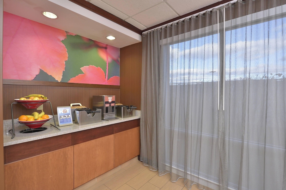 Fairfield Inn & Suites by Marriott Williamsport - photo 20