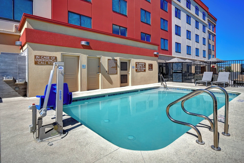 Fairfield Inn & Suites Las Vegas Airport South - photo 25