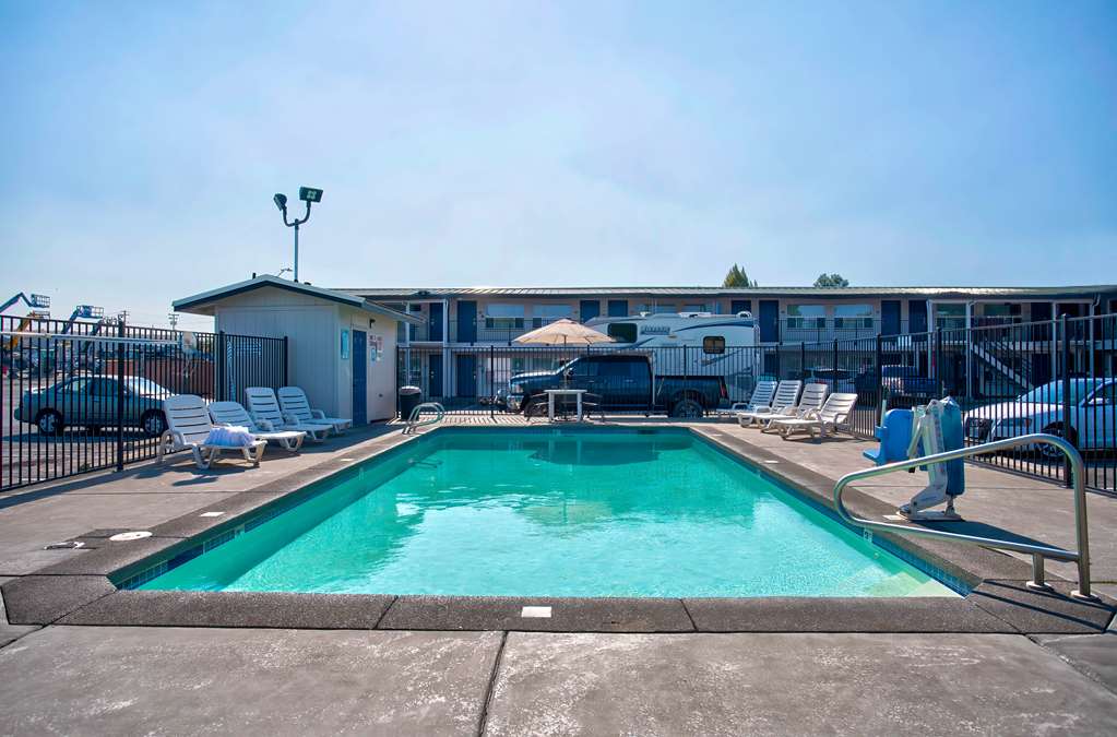 Motel 6 Bend OR - photo 6