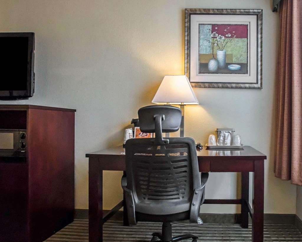 Quality Inn Mill Hall Lamar - photo 20