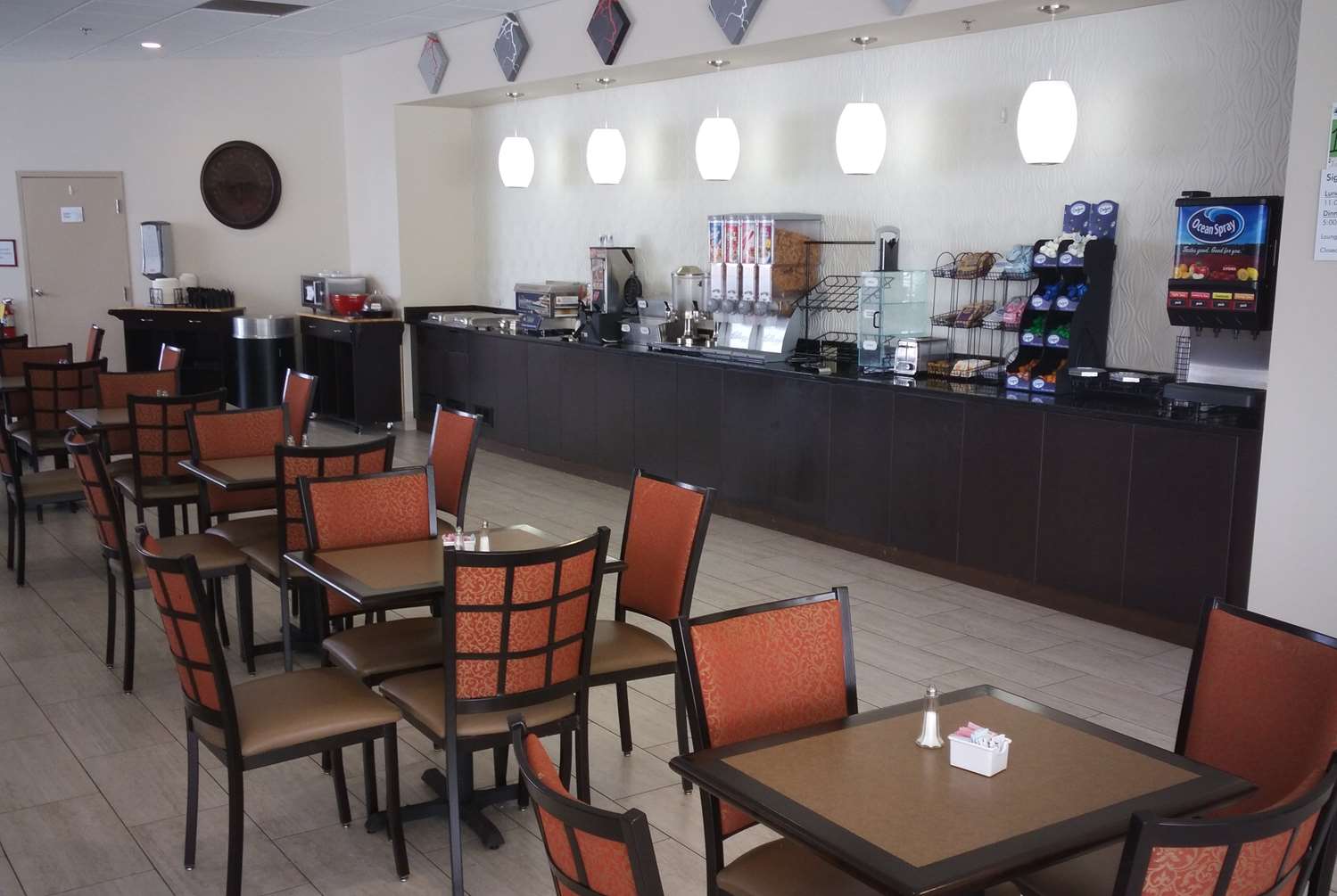 Ramada Lexington North Hotel & Conference Center - photo 8