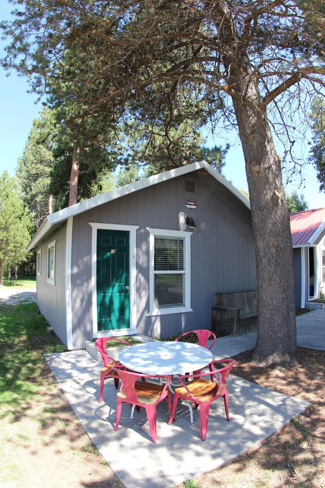 Crater Lake Resort - photo 12