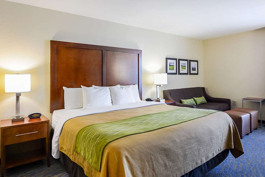 Comfort Inn Woodstock Shenandoah - photo 23