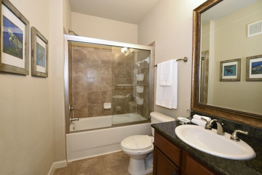 Spacious 2 Bed 2 Bath Condo In Bella Piazza Resort Davenport - photo 13