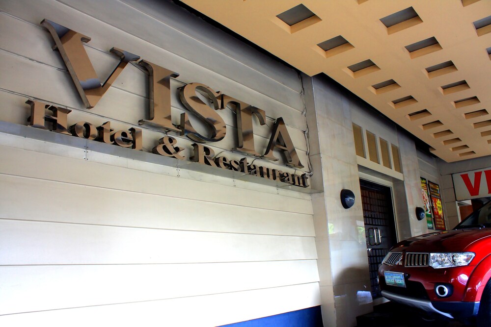 Vista Hotel Recto - last minute hotel in Manila