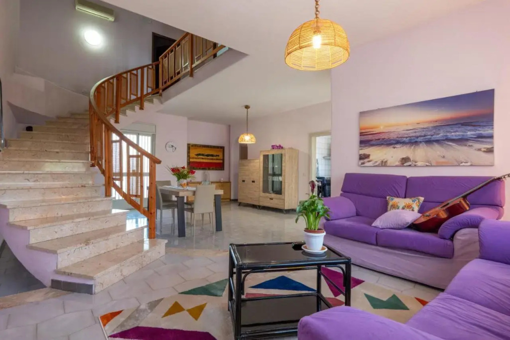 Butterfly House — 4-Star Luxury Hotel in Trappeto, Italy