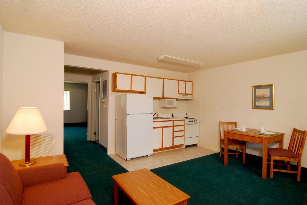 Affordable Suites Lexington - photo 16