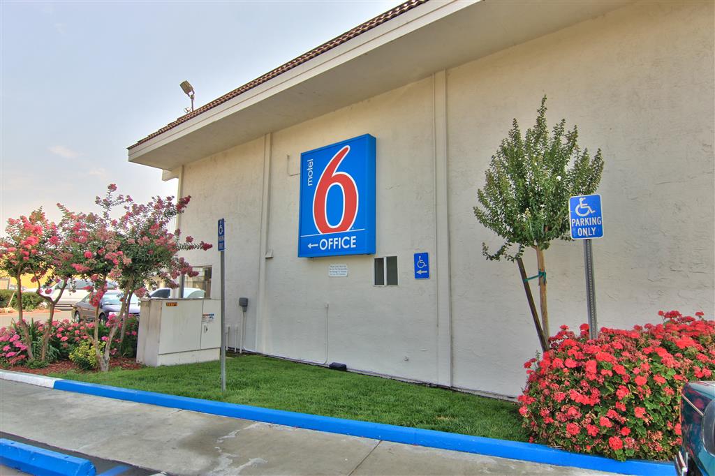 Motel 6 Sacramento CA Old Sacramento North - photo 2