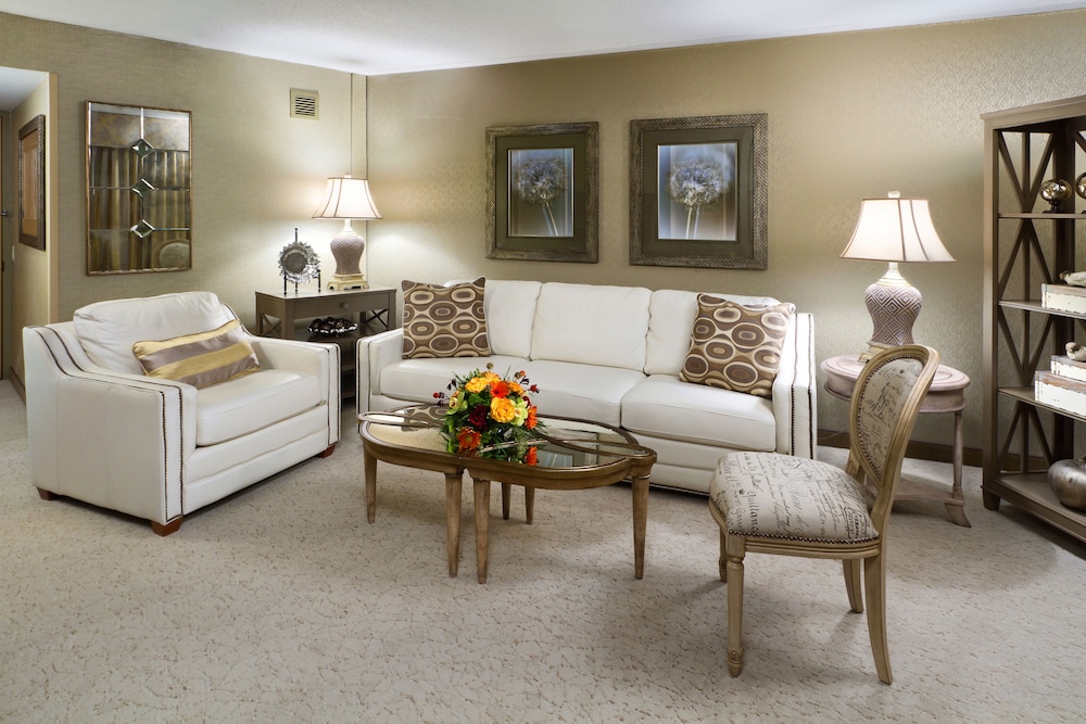 Crowne Plaza Minneapolis West by IHG - photo 10